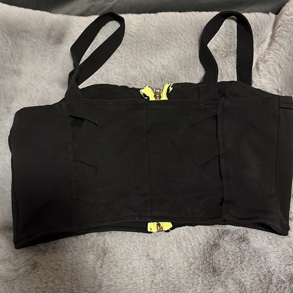 Lush black bralette medium - Picture 2 of 2